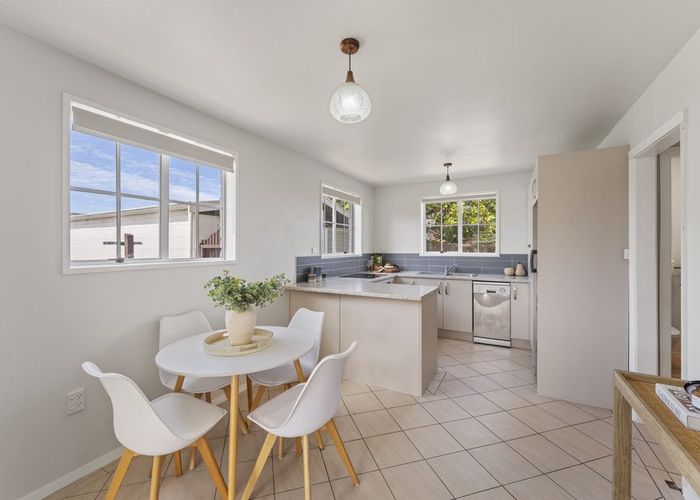  at 2/9 Britannia Street, North New Brighton, Christchurch City, Canterbury