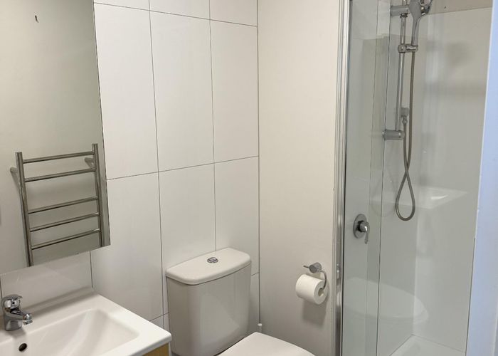  at 1013/17 Putney Way, Manukau, Manukau City, Auckland