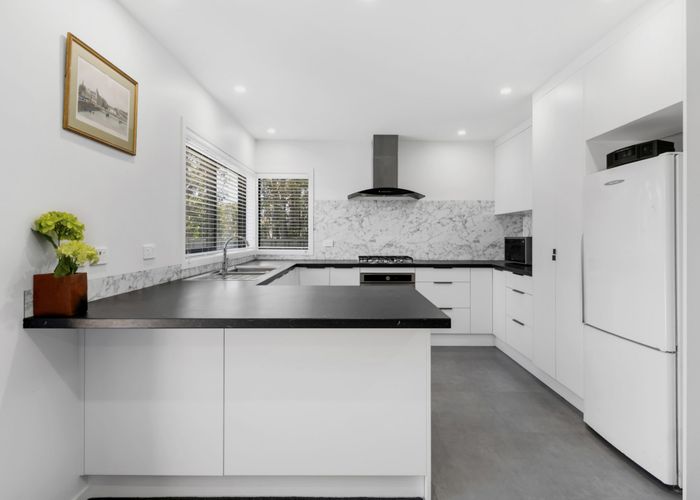  at 14 Ardkeen Place, East Tamaki, Manukau City, Auckland