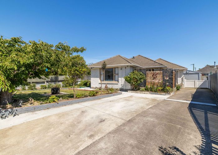  at 27 Rowses Road, Aranui, Christchurch