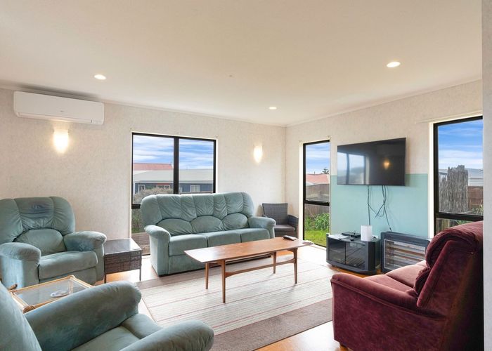 at 14 Matakane Street, Waitarere Beach, Horowhenua, Manawatu / Whanganui