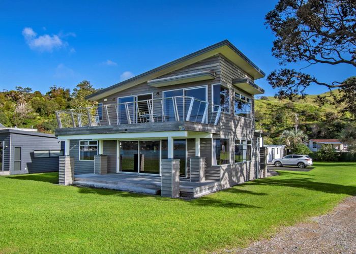 For sale 241 Oakura Road, Oakura Coast, Whangarei, Northland homes.co.nz