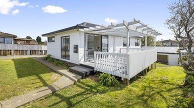  at 22 Coombe Avenue, Otara, Auckland