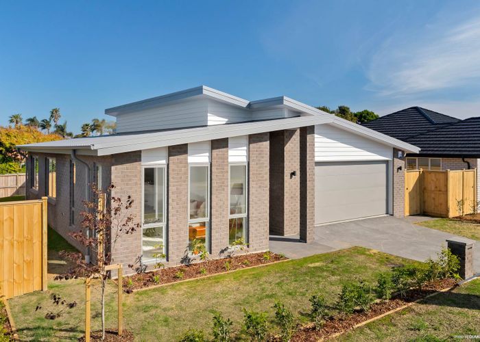  at 6 Waituarua Drive, Conifer Grove, Takanini