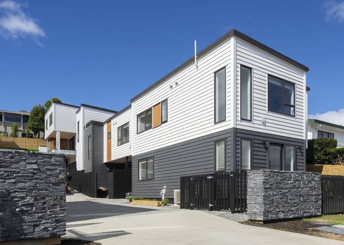  at 12 Manuwai Road, Torbay, North Shore City, Auckland
