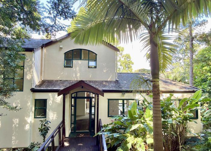  at 107 Hadfield Street, Beach Haven, North Shore City, Auckland