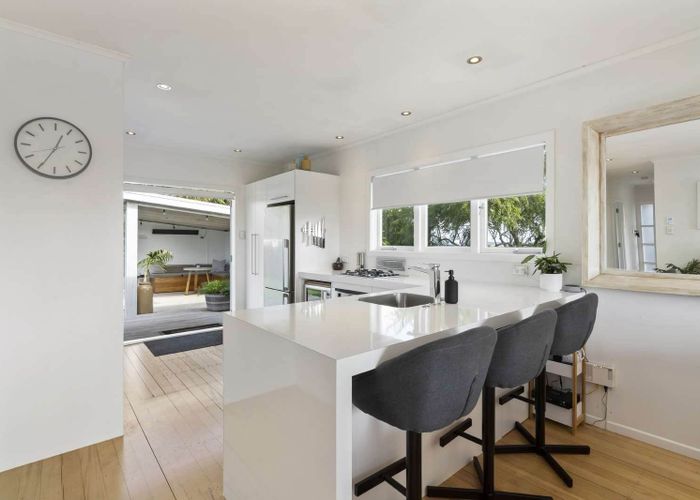  at 1/4 Spencer Road, Pinehill, North Shore City, Auckland