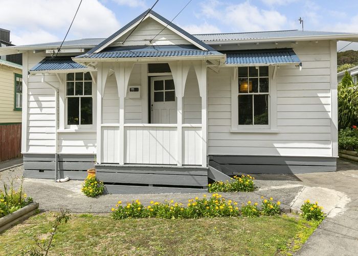  at 27 Bombay Street, Ngaio, Wellington