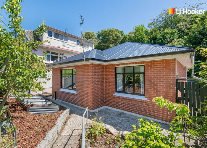  at 8 Hawthorn Avenue, Mornington, Dunedin