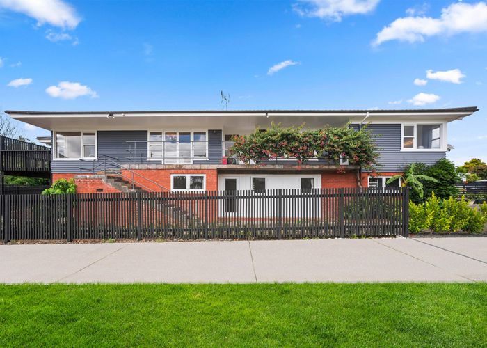  at 15 Benders Avenue, Hillcrest, North Shore City, Auckland