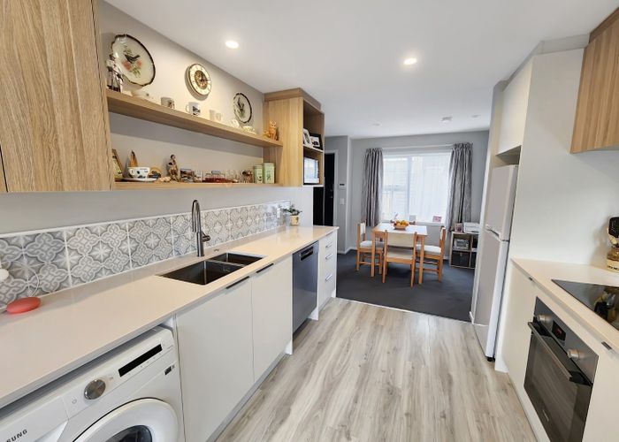  at 5/6 Peel Place, Wainuiomata, Lower Hutt, Wellington