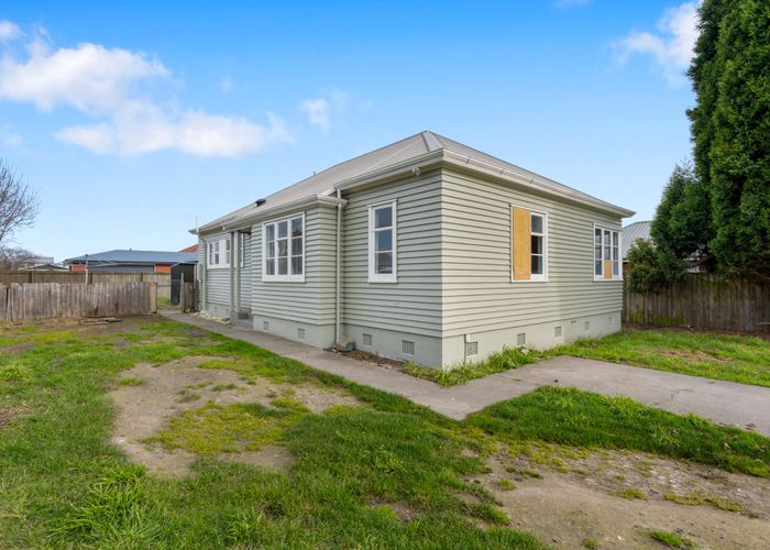  at 16 Garvins Road, Hornby, Christchurch City, Canterbury