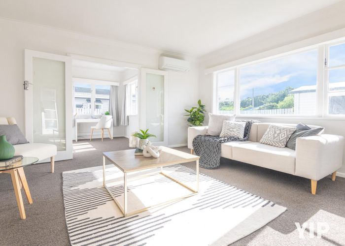  at 33 Findlay Street, Tawa, Wellington