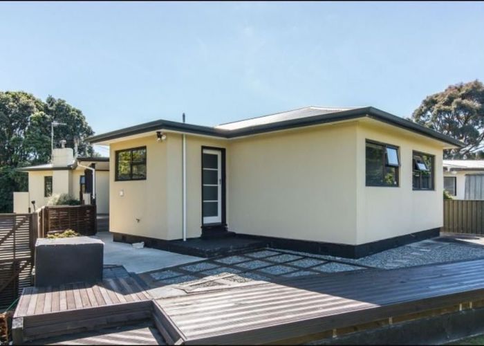  at 44 Gavin Rd, Raumati Beach, Kapiti Coast, Wellington