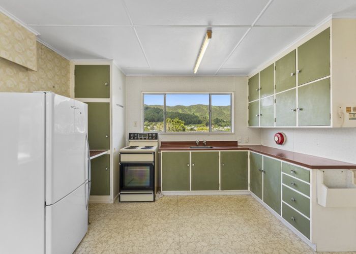  at 7 Harlow Grove, Wainuiomata, Lower Hutt