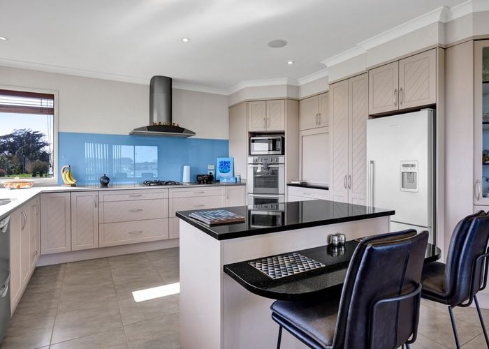  at 274 Richmond Road, Lepperton