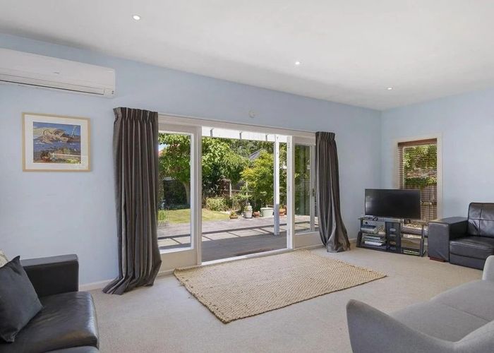  at 16 Knowles Street, Merivale, Christchurch City, Canterbury