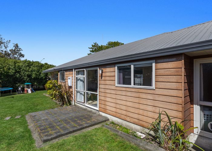  at 1/28 Bracken Street, Whakatane