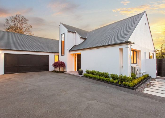  at 9A Hamilton Avenue, Ilam, Christchurch