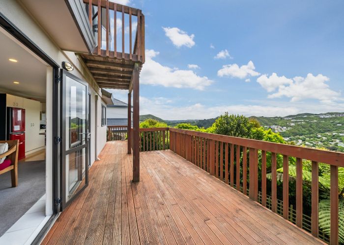  at 25 Landsdowne Terrace, Karori, Wellington