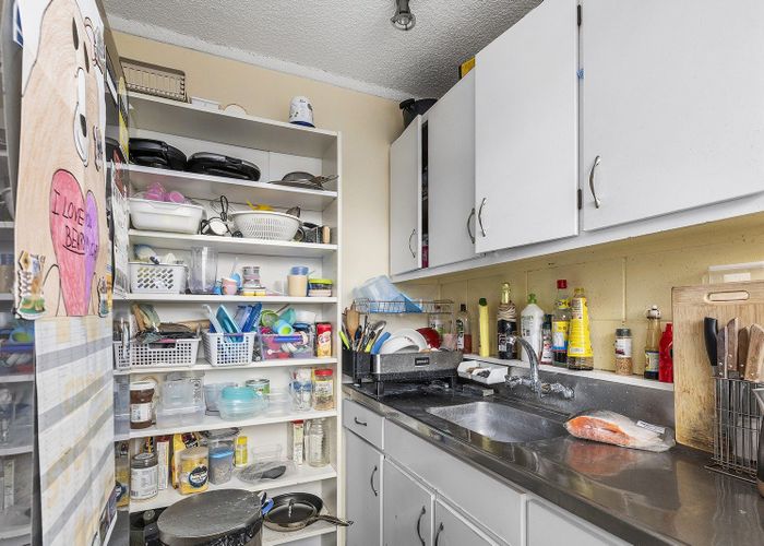  at 3/4 Derby Street, Mount Victoria, Wellington