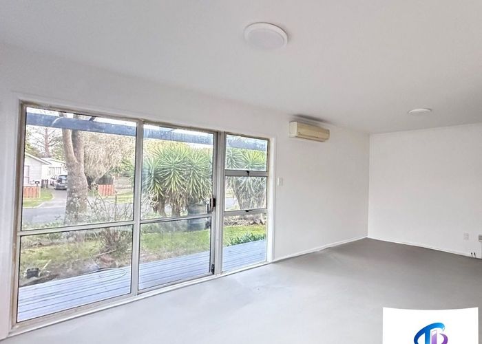  at 17 Bluewater Place, Wattle Downs, Manukau City, Auckland