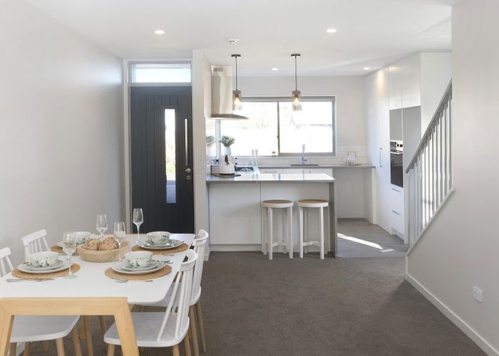  at 19 Kakapo Lane, REDWOOD