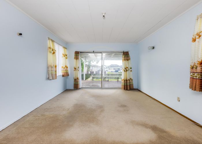  at 5 Lawford Place, Mangere, Auckland