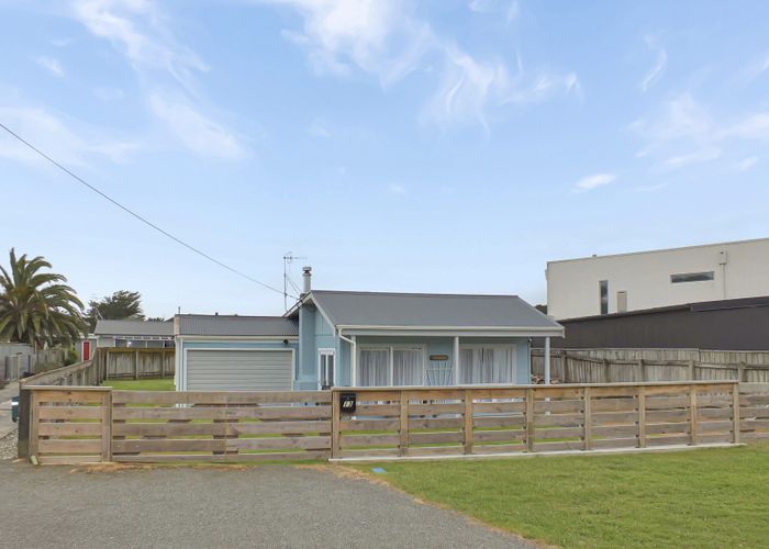  at 13 Barber Street, Foxton Beach, Foxton