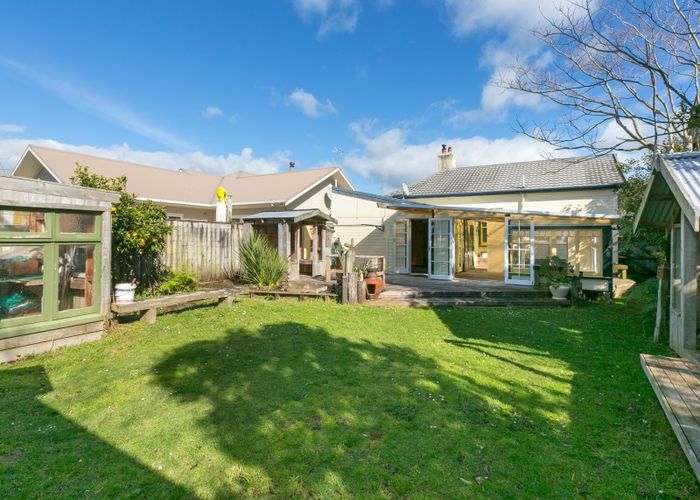  at 9 Sanders Avenue, Westown, New Plymouth