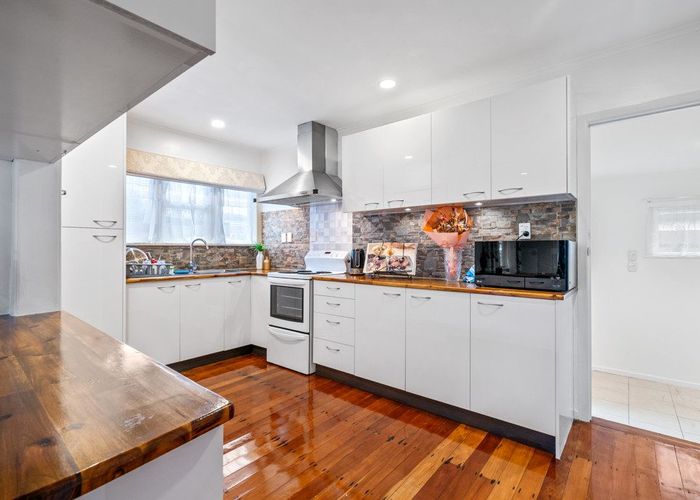  at 31 Walters Road, Takanini, Auckland