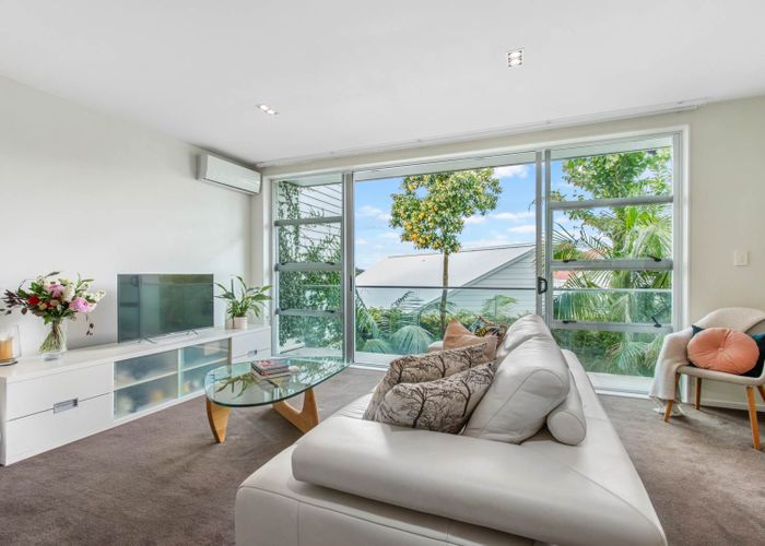  at 11D Garnet Road, Westmere, Auckland