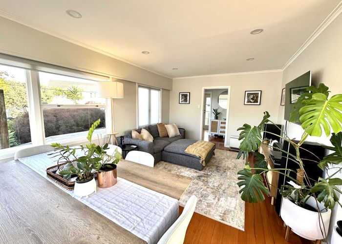  at 4 Benders Avenue, Hillcrest, Auckland