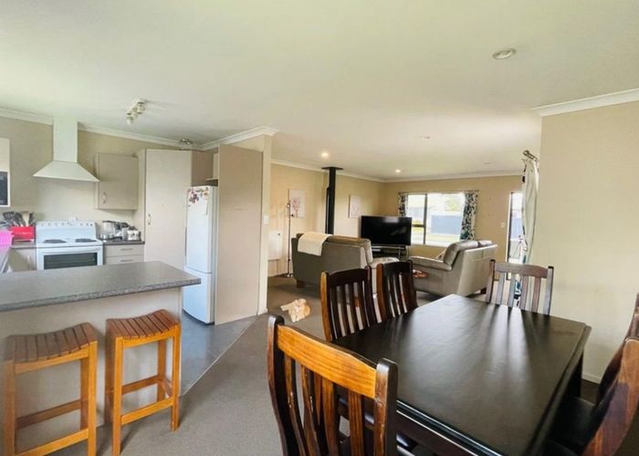  at 5 Magdalen Crescent, Pirimai, Napier