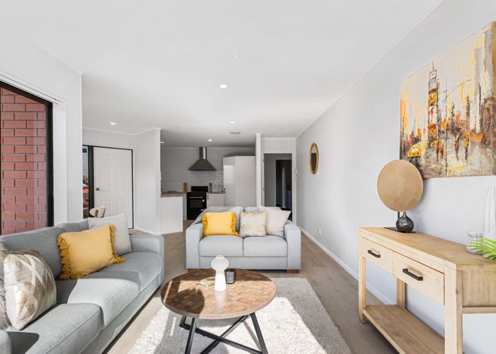  at 9 Eloise Place, Clendon Park, Manukau City, Auckland