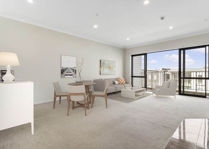  at 32c/132 Stancombe Road, Flat Bush, Manukau City, Auckland