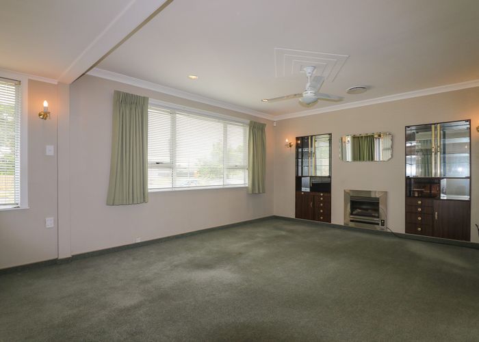  at 6 Aberdeen Avenue, Takaro, Palmerston North