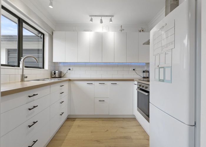  at 2/24 Awaiti Place, Hairini, Tauranga, Bay Of Plenty