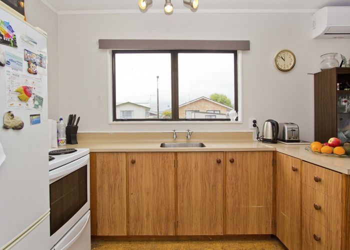  at 8A Weymouth Grove, Wainuiomata, Lower Hutt