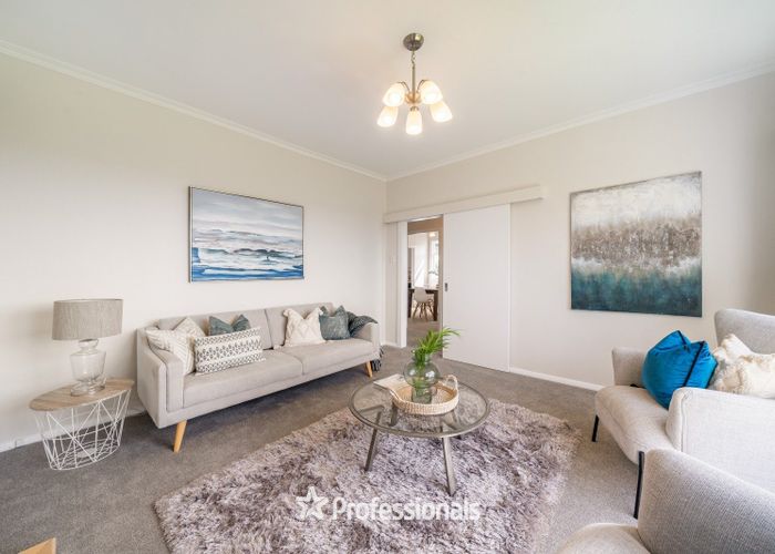  at 17 Maungaraki Road, Korokoro, Lower Hutt, Wellington