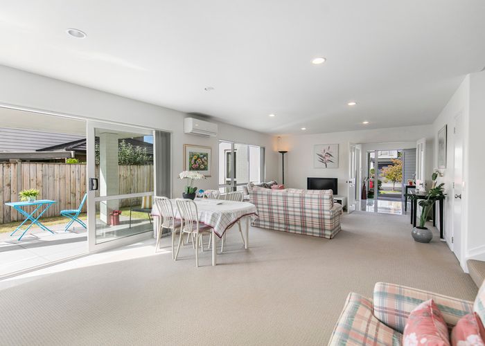  at 64 Bayvista Drive, Karaka, Papakura