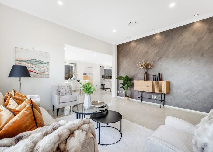  at 15 Kouras Place, Flat Bush, Manukau City, Auckland