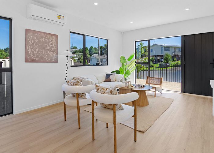  at 11d Glenfinn Place, Massey, Waitakere City, Auckland