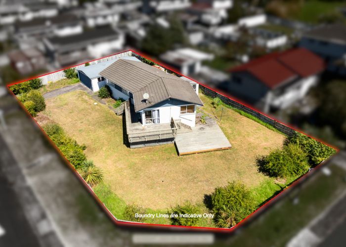  at 2 Longreach Drive, Sunnyvale, Waitakere City, Auckland