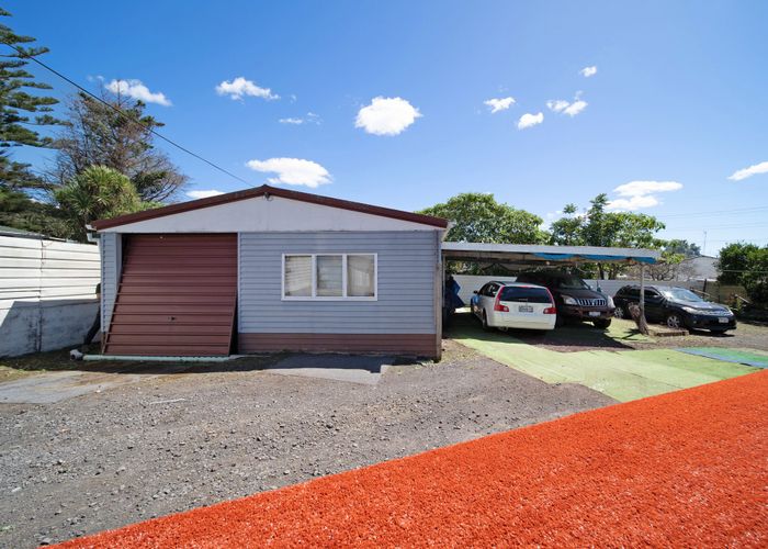  at 15 Whitley Crescent, Otara, Auckland