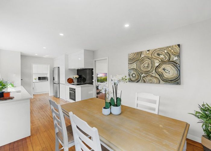  at 16 Cheam Place, Pakuranga Heights, Auckland