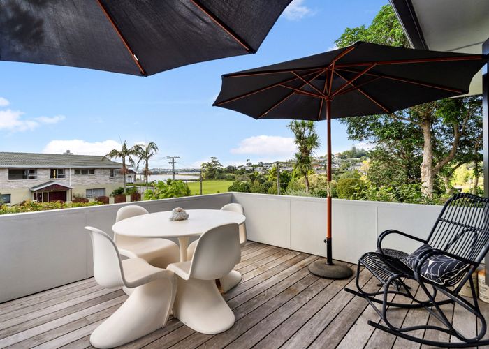  at 10 Hartland Avenue, Glendowie, Auckland