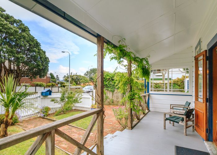  at 1 Totara Bay Street, RONA BAY, EASTBOURNE