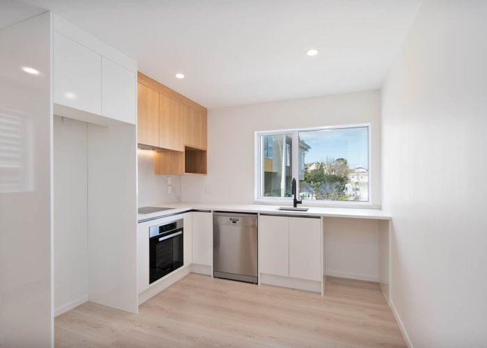  at 9/667 Great North Road, Grey Lynn, Auckland City, Auckland