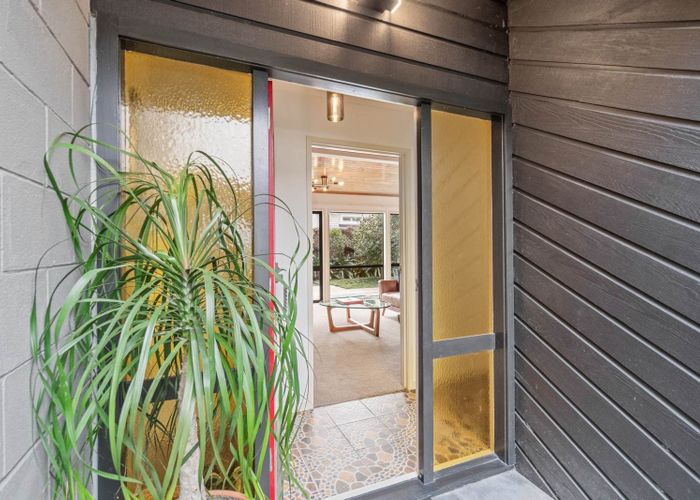  at 3 St Michaels Avenue, Point Chevalier, Auckland City, Auckland
